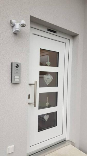 Gemütliche Gäste-/Messewohnung 350 m. zur S-Bahn Röthenbach An Der Pegnitz